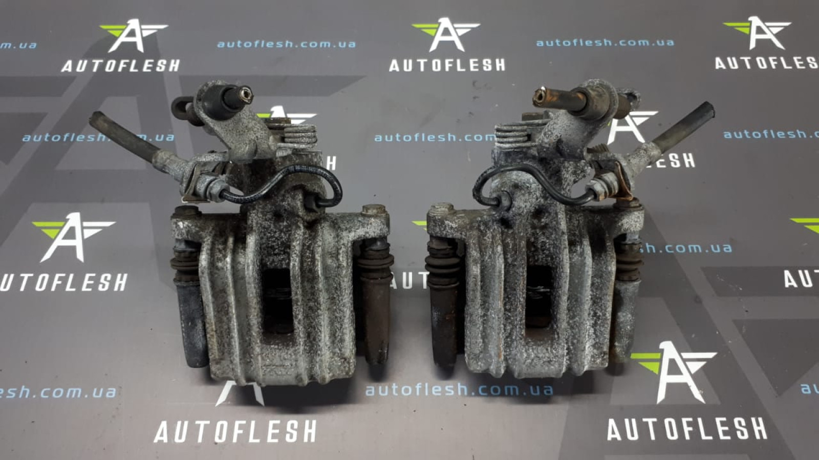 Б/у суппорт задний в сборе 1K0615423J, 1K0615424J для Audi/ Seat/ Skoda/ Volkswagen