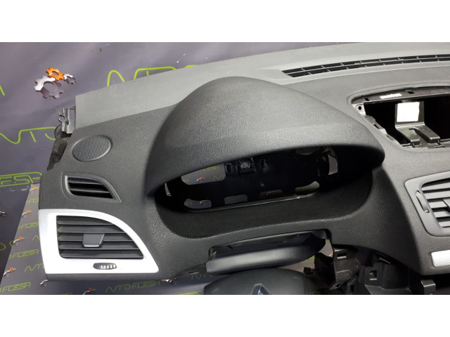 Б/у комплект безопасности 681000020R, 985100007R, 985250003R для Renault Megane III Б/у комплект безопасности 681000020R, 985100007R, 985250003R для Renault Megane III