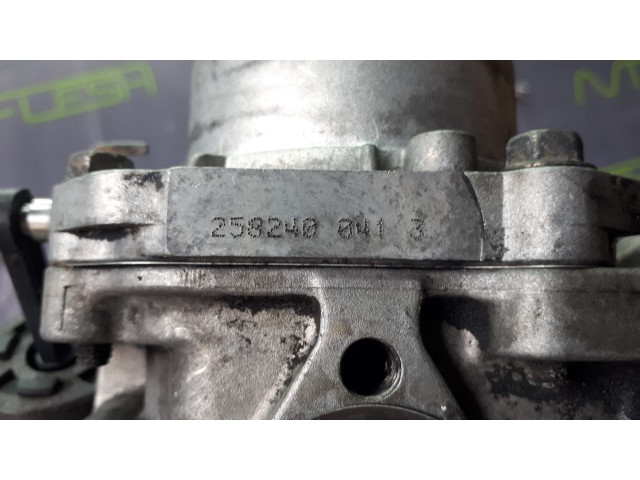 Б/у дроссельная заслонка 8200056350/ 8200258240 2.2 dCi для Renault Avantime/ Espace IV/ Laguna II/ Vel Satis Б/у дроссельная заслонка 8200056350/ 8200258240 2.2 dCi для Renault Avantime/ Espace IV/ Laguna II/ Vel Satis