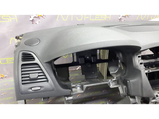 Б/у торпеда/ панель безопасности/ панель airbag 681000032R для Renault Laguna III Б/у торпеда/ панель безопасности/ панель airbag 681000032R для Renault Laguna III