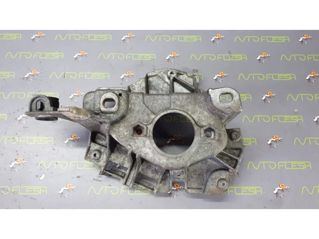 Б/у кронштейн КПП 8200430825 для Nissan Kubistar/ Renault Kangoo Б/у кронштейн КПП 8200430825 для Nissan Kubistar/ Renault Kangoo