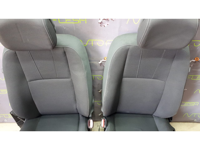 Б/у сиденья передние для Renault Megane III (2008-2016) Б/у сиденья передние для Renault Megane III (2008-2016)