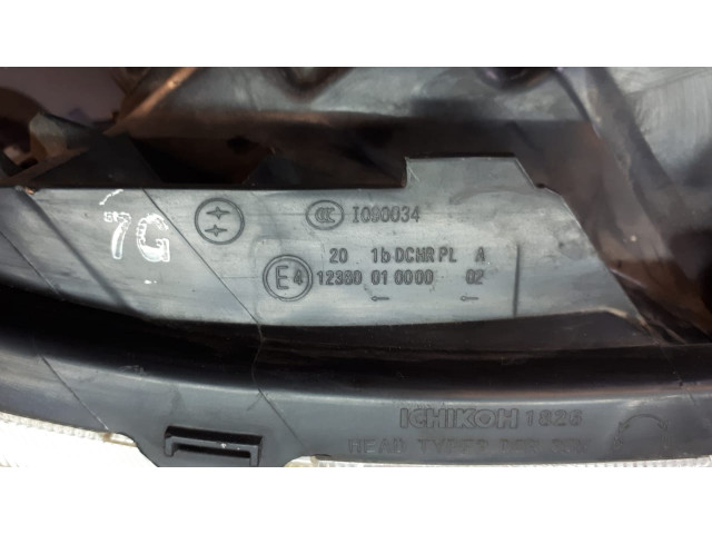 Б/у фара в сборе/ фары передние xenon 84001SC120, 84001SC230 для Subaru Forester III Б/у фара в сборе/ фары передние xenon 84001SC120, 84001SC230 для Subaru Forester III