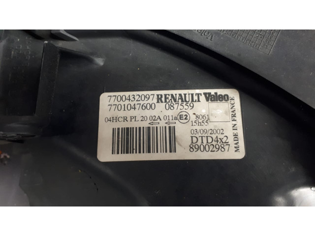 Б/у фара передняя/ фары 7700432097, 7700432098 для Renault Scenic I Б/у фара передняя/ фары 7700432097, 7700432098 для Renault Scenic I