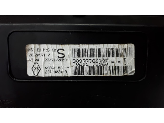 Б/у панель приборов/ спидометр 8200796023 для Renault Kangoo II Б/у панель приборов/ спидометр 8200796023 для Renault Kangoo II
