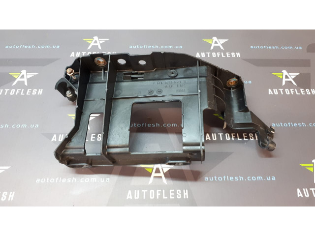 Б/у кронштейн/ крепление стояночного тормоза 044224104 для Renault Laguna III/ Megane II/ Scenic II Б/у кронштейн/ крепление стояночного тормоза 044224104 для Renault Laguna III/ Megane II/ Scenic II