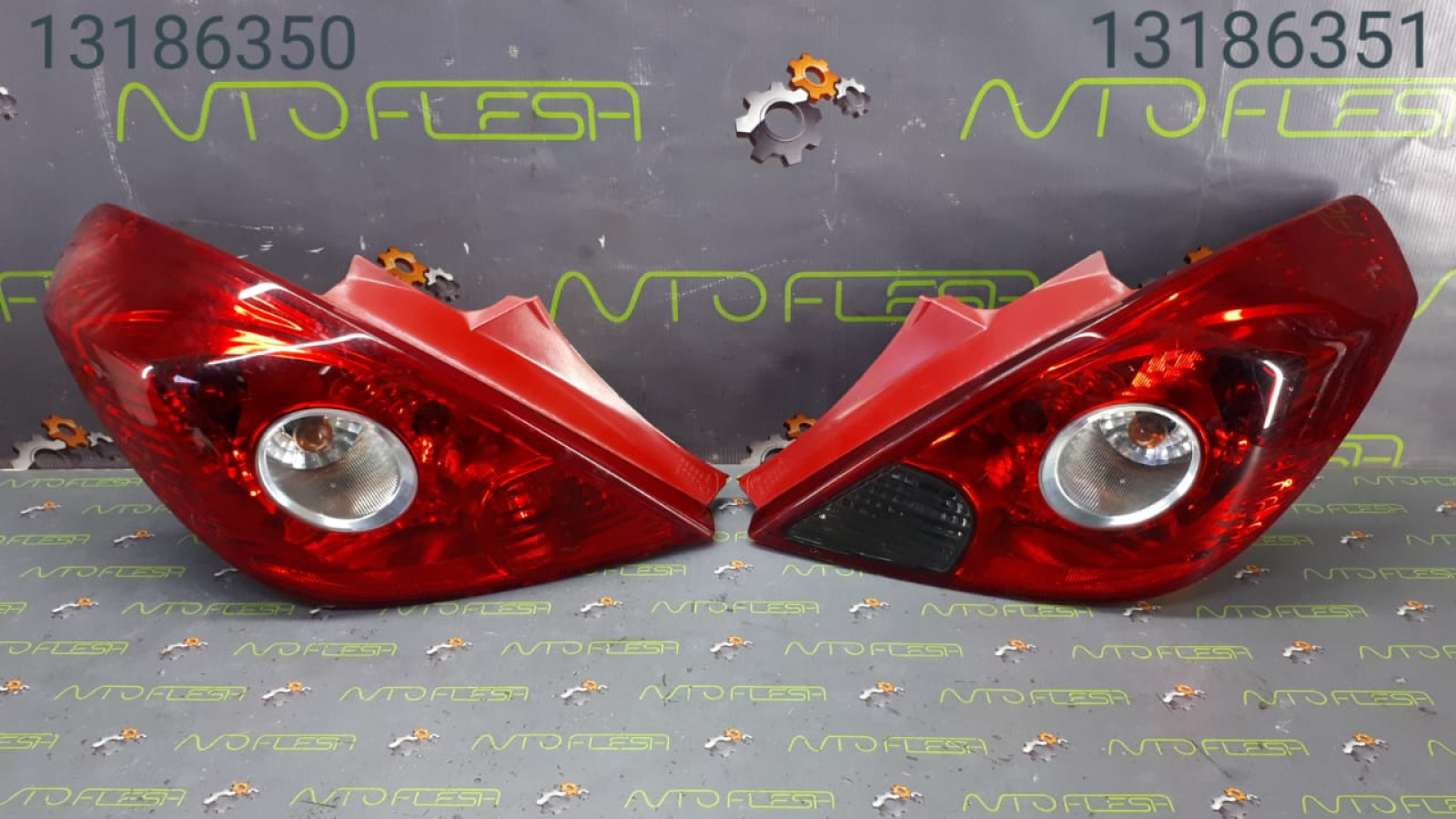 Б/у фонарь задний 13186350, 13186351 для Opel Corsa D Б/у фонарь задний 13186350, 13186351 для Opel Corsa D