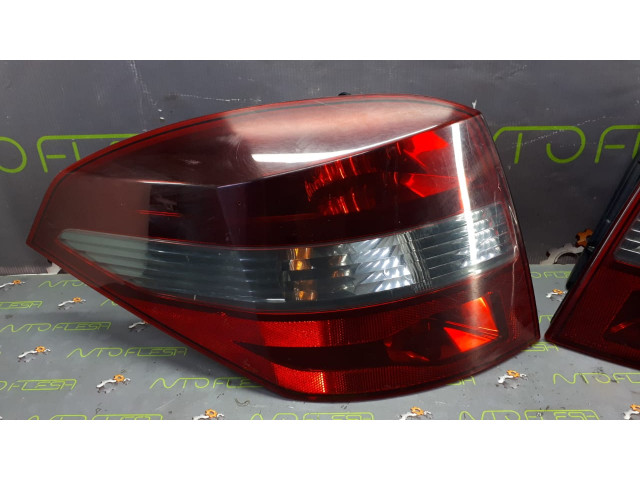Б/у фонарь задний 265550002R, 265500002R для Renault Laguna 3 Grandtour Б/у фонарь задний 265550002R, 265500002R для Renault Laguna 3 Grandtour