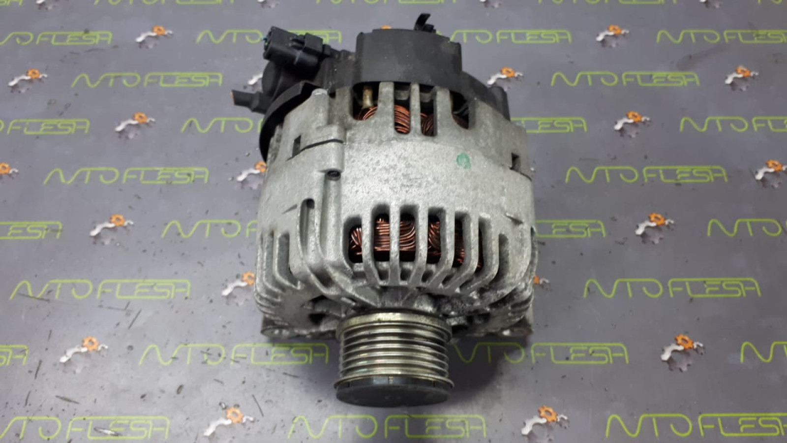 Б/у генератор 9646321780/ TG15C118, 12V для Citroen/ Fiat/ Lancia/ Peugeot