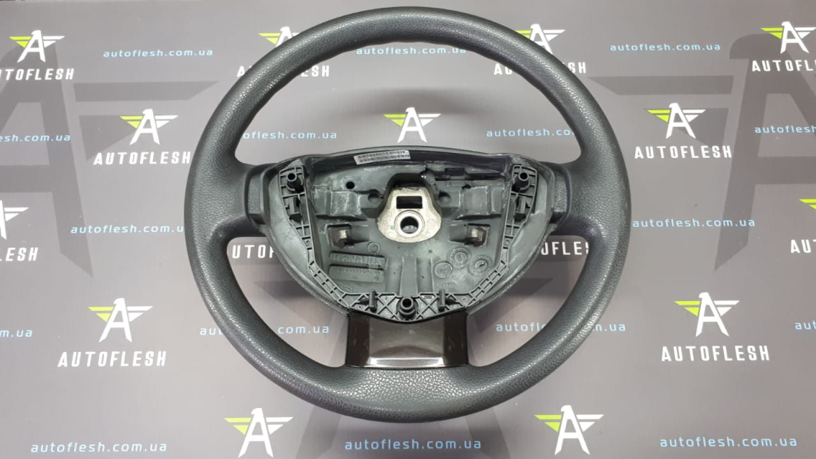Б/у руль/ рулевое колесо 484309930R для Dacia Duster