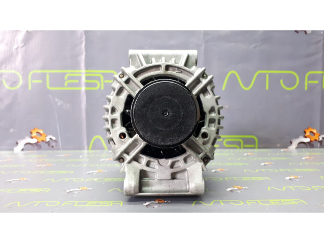 Б/у генератор 0124325031 Bosch для Renault Б/у генератор 0124325031 Bosch для Renault