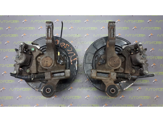 Б/у суппорт задний в сборе 583102EA11, 583112EA11 для Hyundai Tucson/ Kia Sportage Б/у суппорт задний в сборе 583102EA11, 583112EA11 для Hyundai Tucson/ Kia Sportage