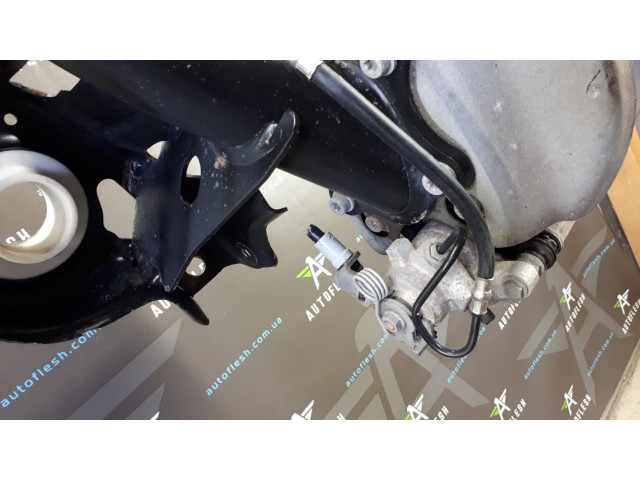Б/у суппорт задний в сборе 4400N4, 4400N5 для Citroen C4, DS4/ Peugeot 307, 308 Б/у суппорт задний в сборе 4400N4, 4400N5 для Citroen C4, DS4/ Peugeot 307, 308