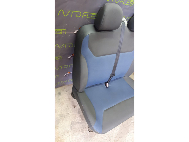 Б/у сиденья передние/ двойка для Nissan Primastar/ Opel Vivaro/ Renault Trafic Б/у сиденья передние/ двойка для Nissan Primastar/ Opel Vivaro/ Renault Trafic