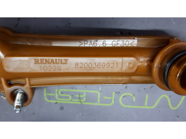 Б/у насос масляный в комплекте 8200345633, 150005392R для Nissan/ Opel/ Renault Б/у насос масляный в комплекте 8200345633, 150005392R для Nissan/ Opel/ Renault
