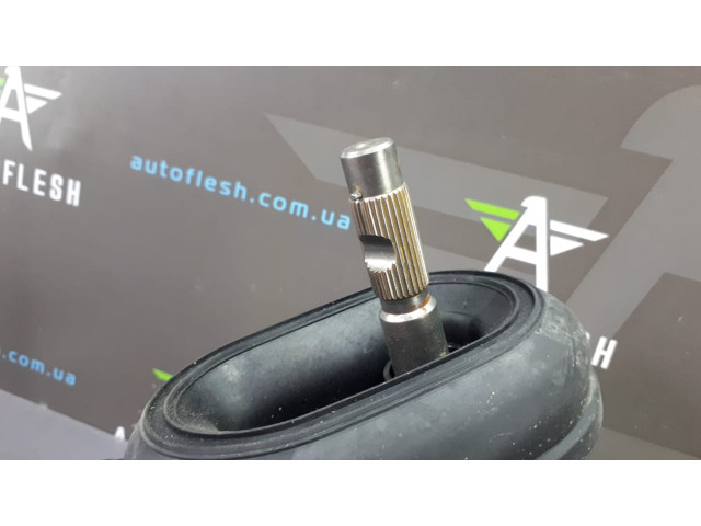 Б/у рейка рулевая 490010841R для Renault Captur/ Clio IV/ Zoe Б/у рейка рулевая 490010841R для Renault Captur/ Clio IV/ Zoe